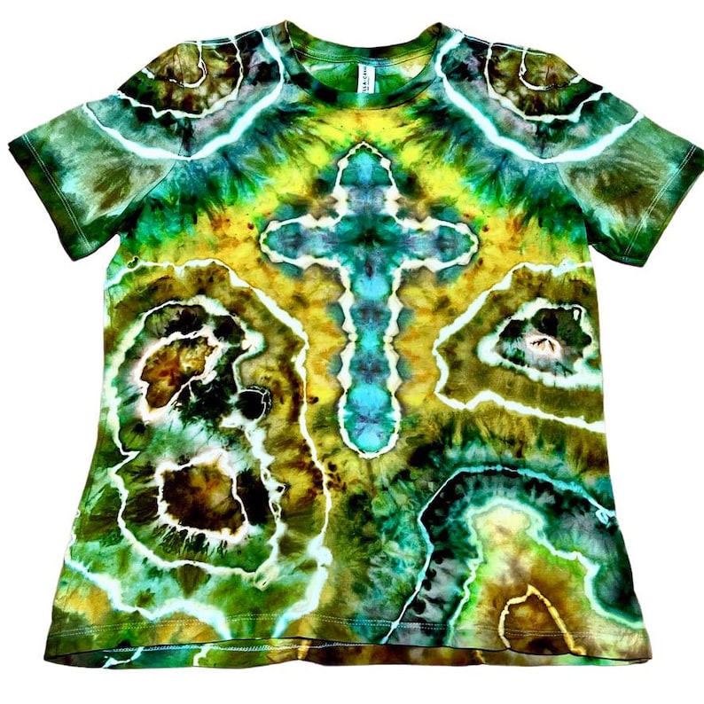Meadow Cross & Hearts — hand-dyed short sleeve