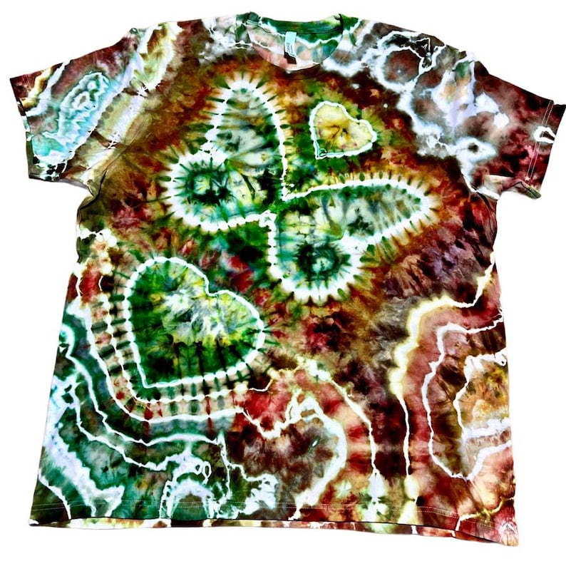Woodland Butterfly & Heart — hand-dyed short sleeve